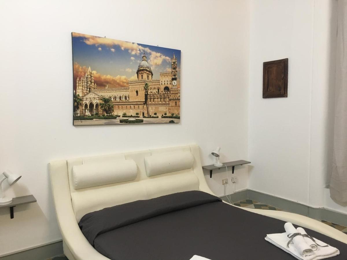Le Stanze Di Regina Margherita Hotel Palermo Exterior photo